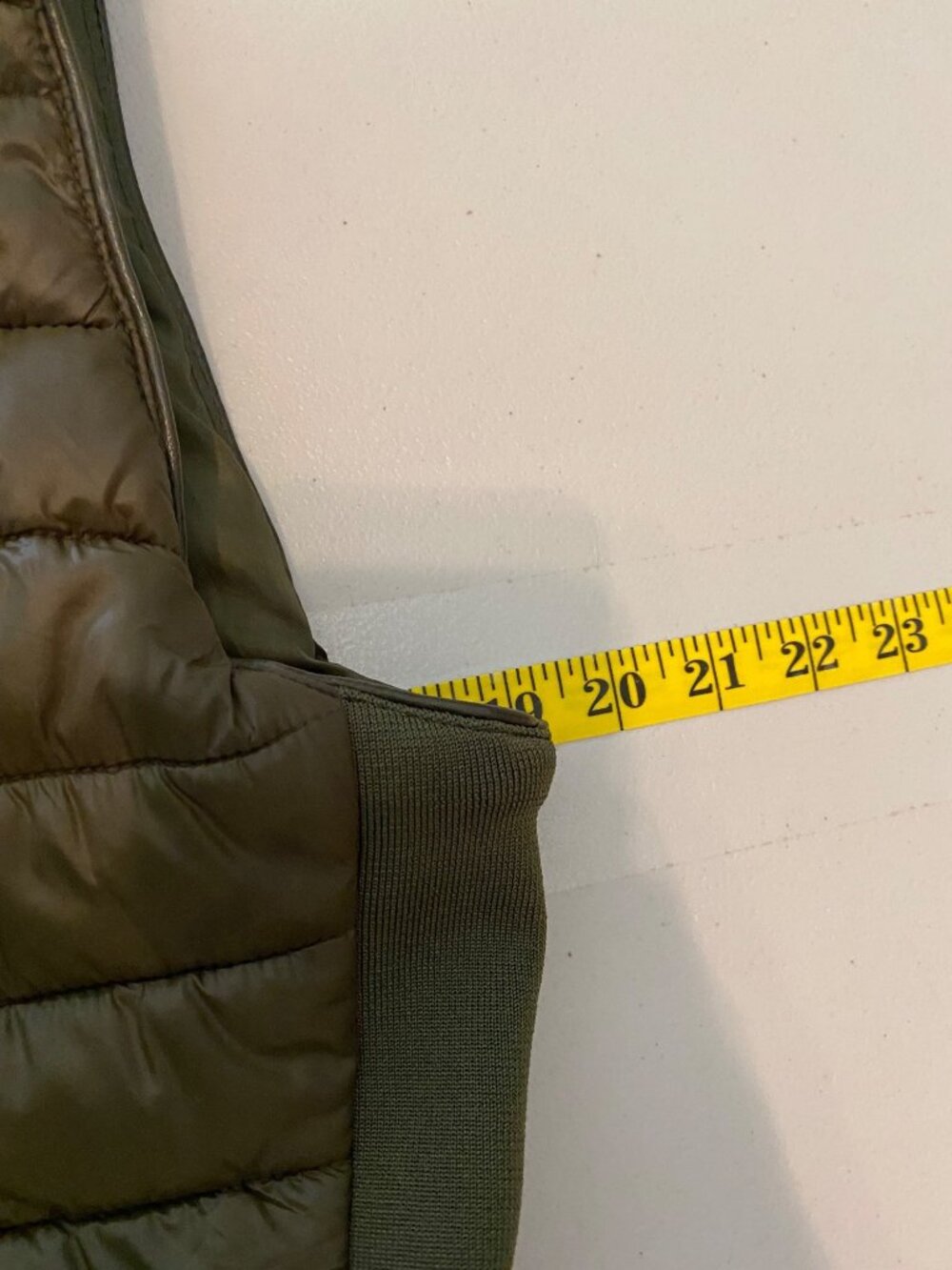 Love Tree Olive Green Quilted Puffer Vest Zip Front & Snap Pockets Large - Picture 8 of 8